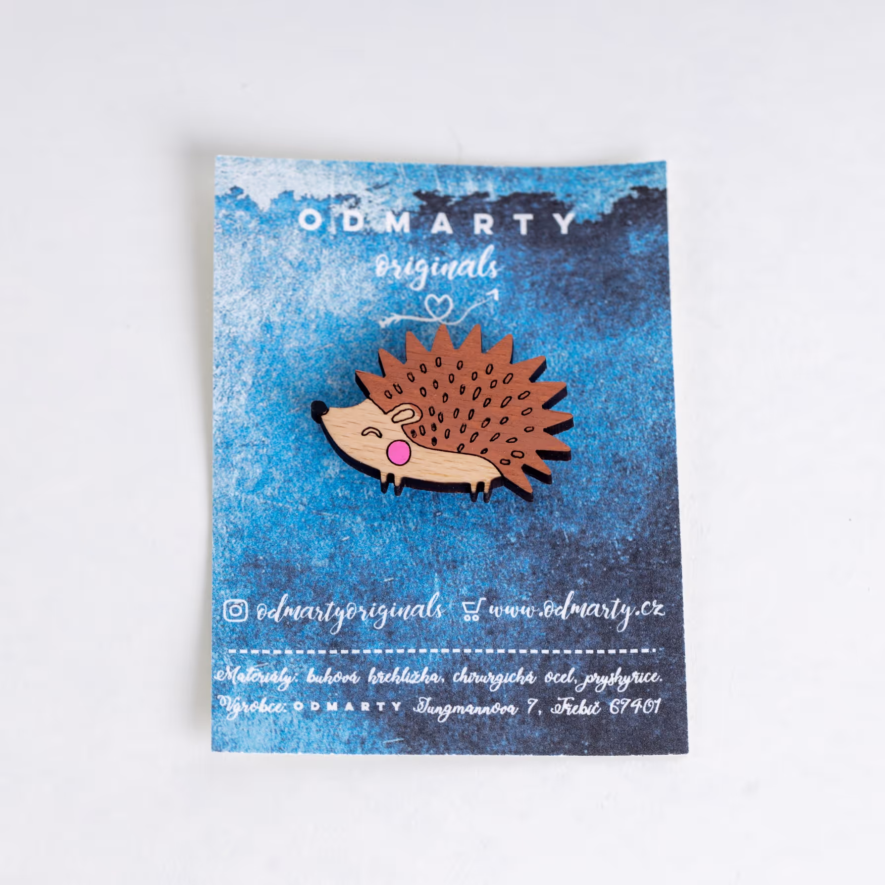 Dřevěná bižuterie