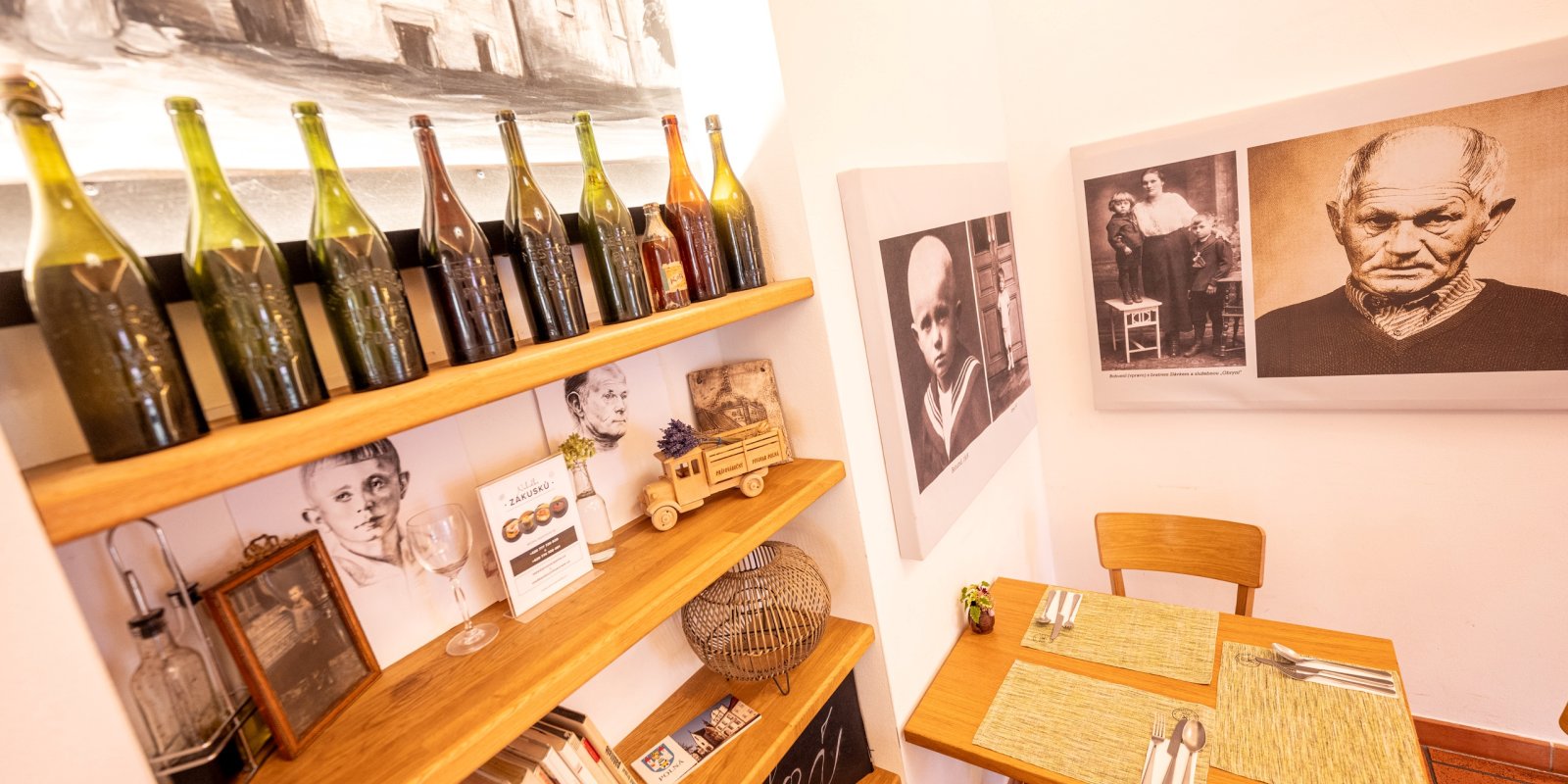 Míša Leicht & Forehand