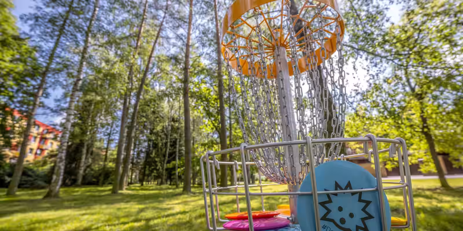 Discgolf na multigolfovém hřišti Jihlava Na Skalce 