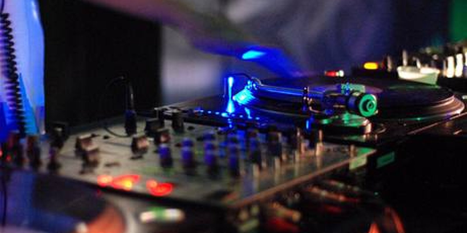 Drum & Café - Ultima Crew