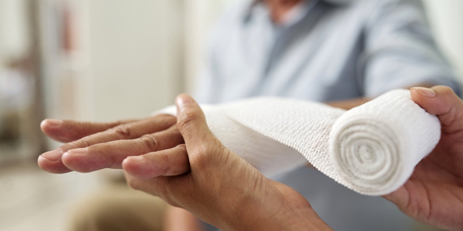 Jak předcházet dekubitům, co to je dekubit a možnosti terapie