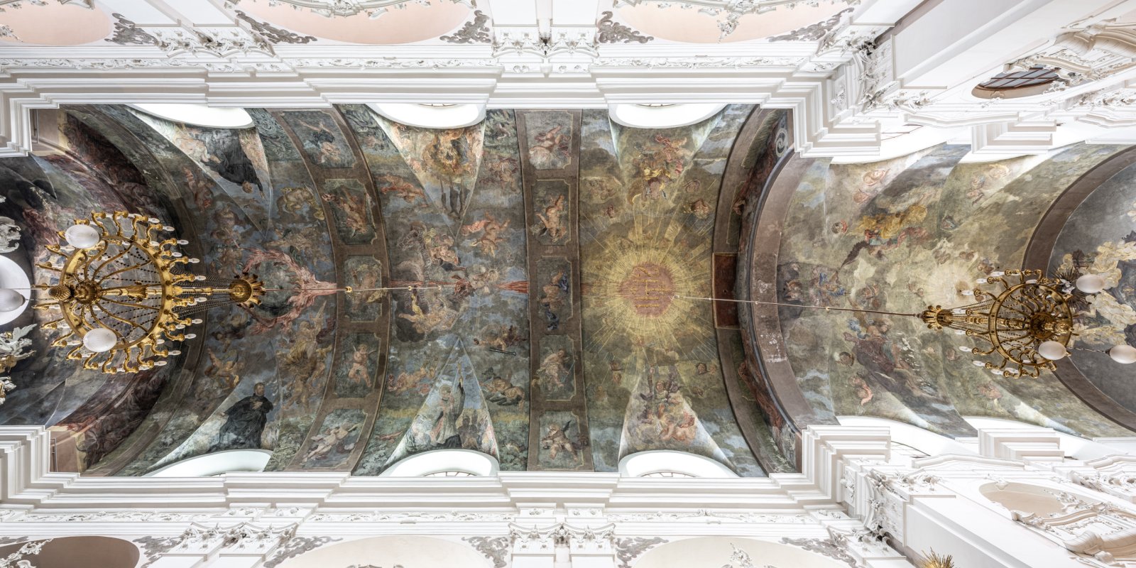 Vánoční prohlídka - Interiéry jezuitského kostela svatého Ignáce z Loyoly