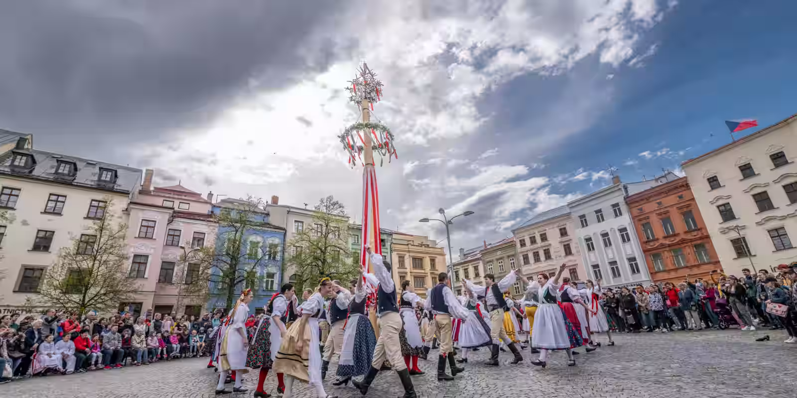 Zaplétání Máje a jarmark 2025