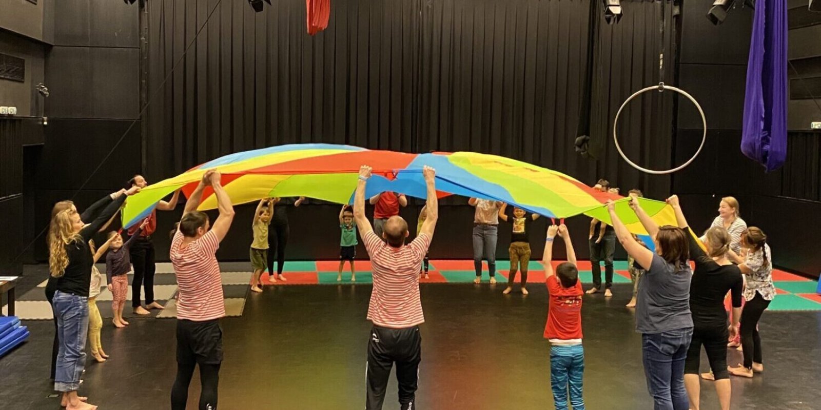 Cirkusový workshop pro děti a rodiče 