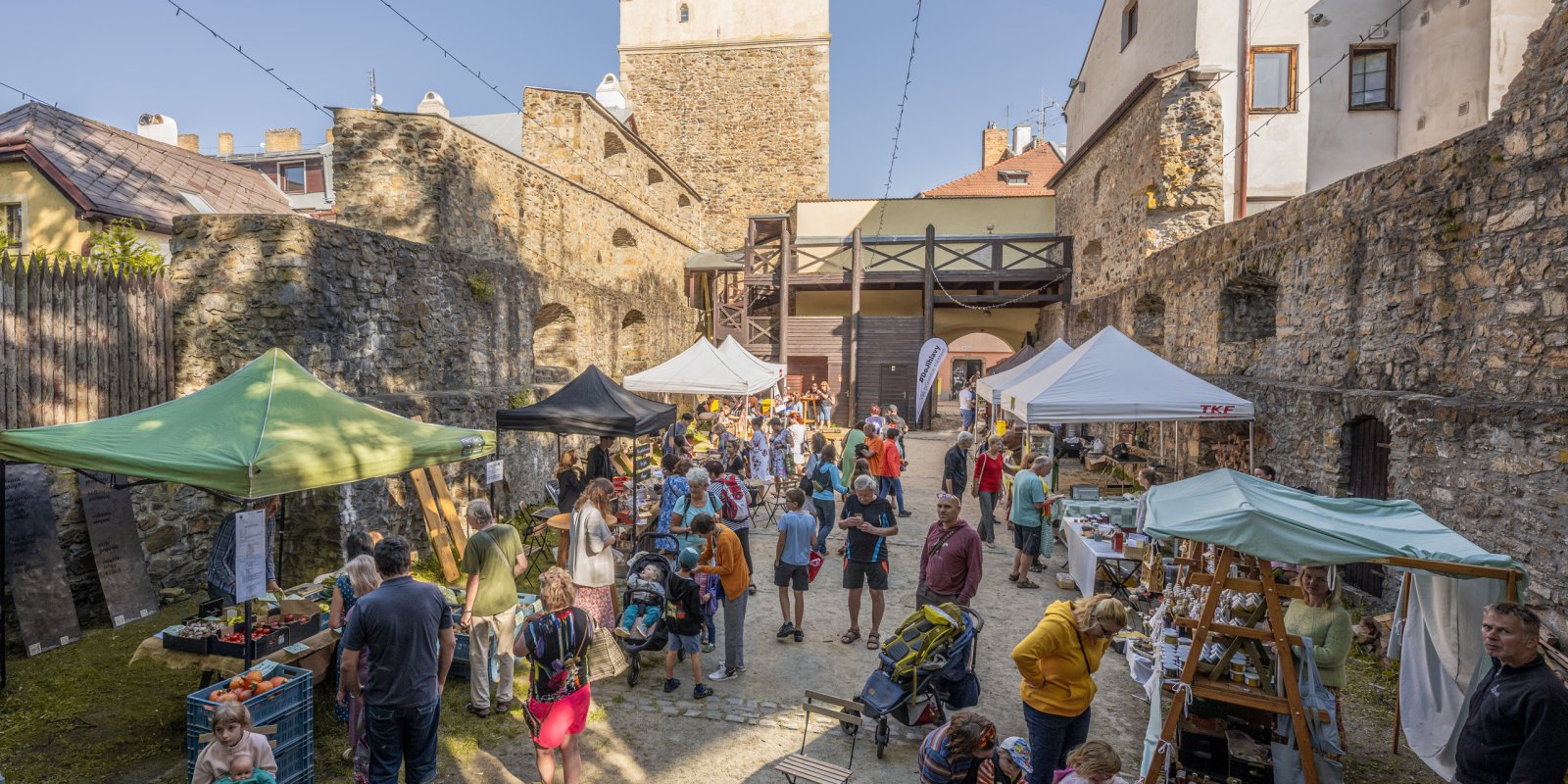 Farmářský trh na Parkánu