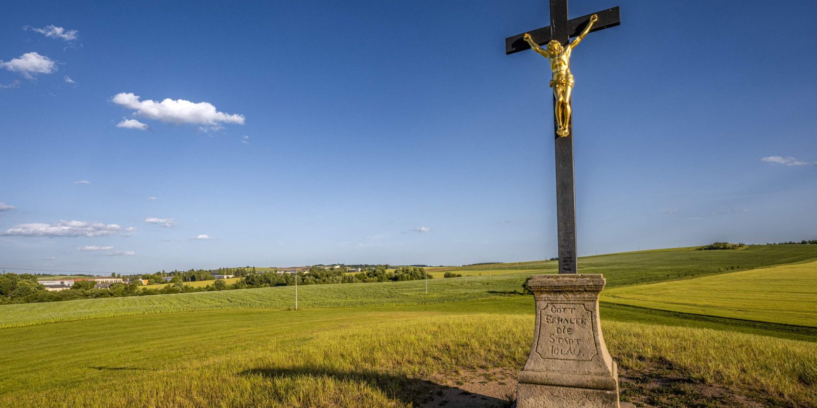 Po stopách míst popravčích až na vrch Krkavčí
